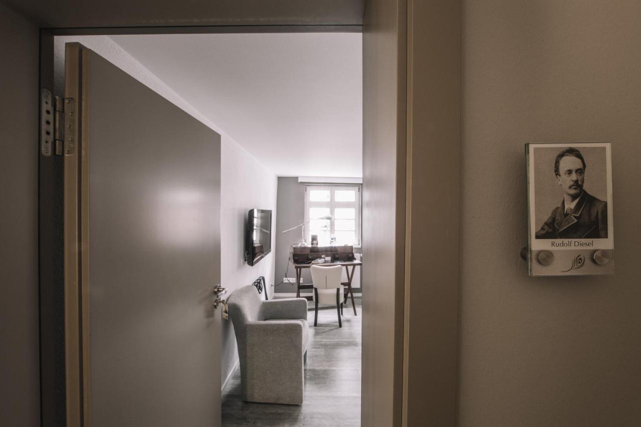 Boutique Hotel Pfauen Schorndorf  Extérieur photo